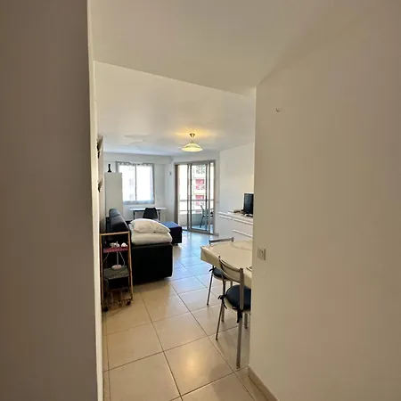 F2 Proche Des Plages Juan Les Pins Appartement Antibes